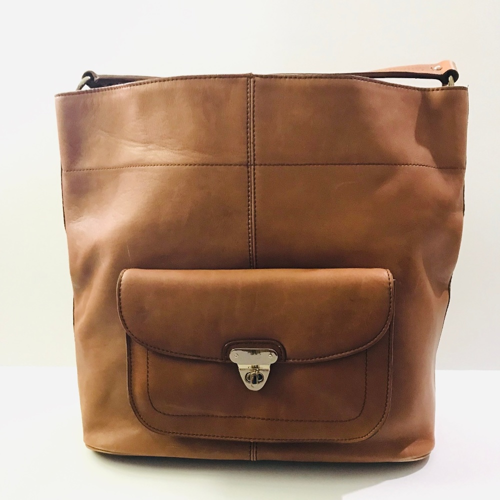 Banana Republic Presidio Hobo